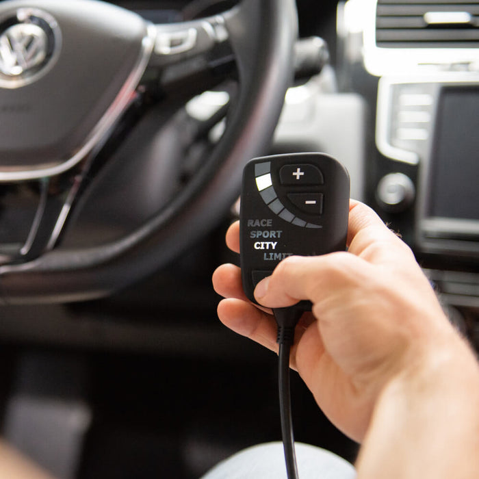 Rapid Throttle Controller suits Holden Colorado, Nissan Navara and Pathfinder
